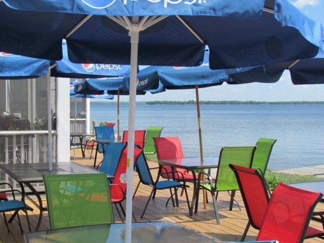 Lakeside Resort & Conference Center Хоутон-Лейк Экстерьер фото